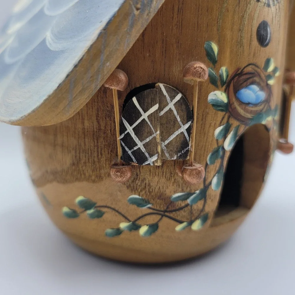 Hand Painted Wooden Birdhouse House‎ Decor Marquette Michigan Rustic Handmade